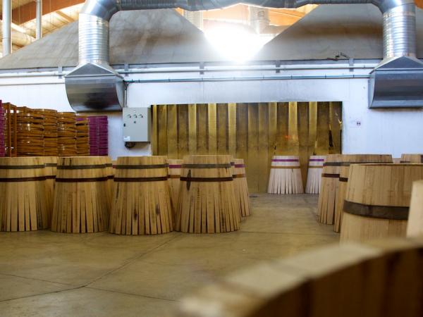 01/10/12. Field Trip, Tonnellerie Nadalié. Photo: J. MacEwen.