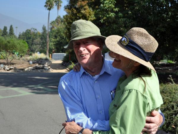 James Harris with fellow Tour participant Bonnie Berckes on the second Post-Conference Tour in 2018 © Charles Snyers James Harris with fellow Tour participant Bonnie Berckes on the second Post-Conference Tour in 2018 © Charles Snyers